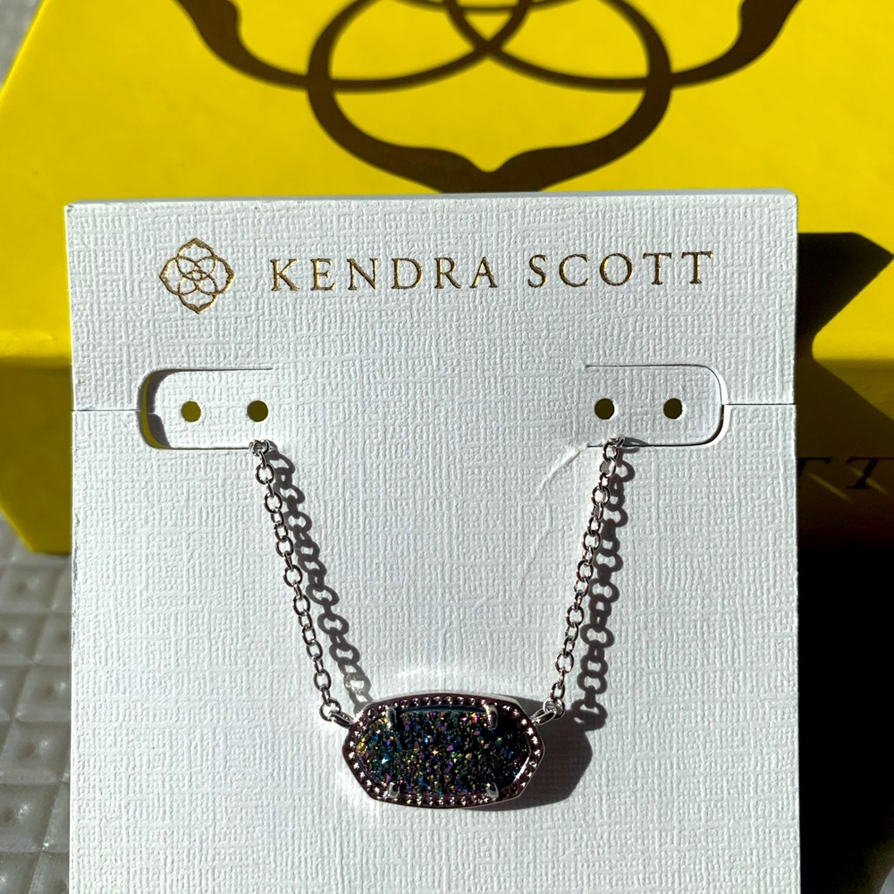 Kendra Scott. Elisa silver necklace with black drusy pendant